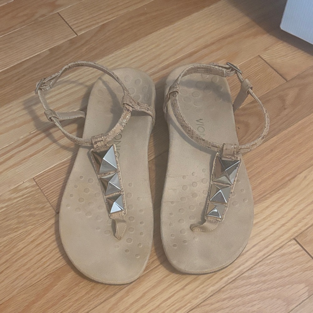 Vionic Tan Sandals with Metallic Accents